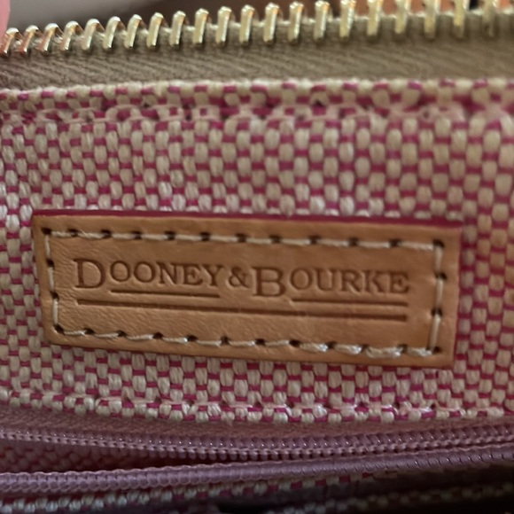 Authentic Dooney & Bourke Barrel bag💗 - Vintage, Rare, Y2K - Picture 10 of 11